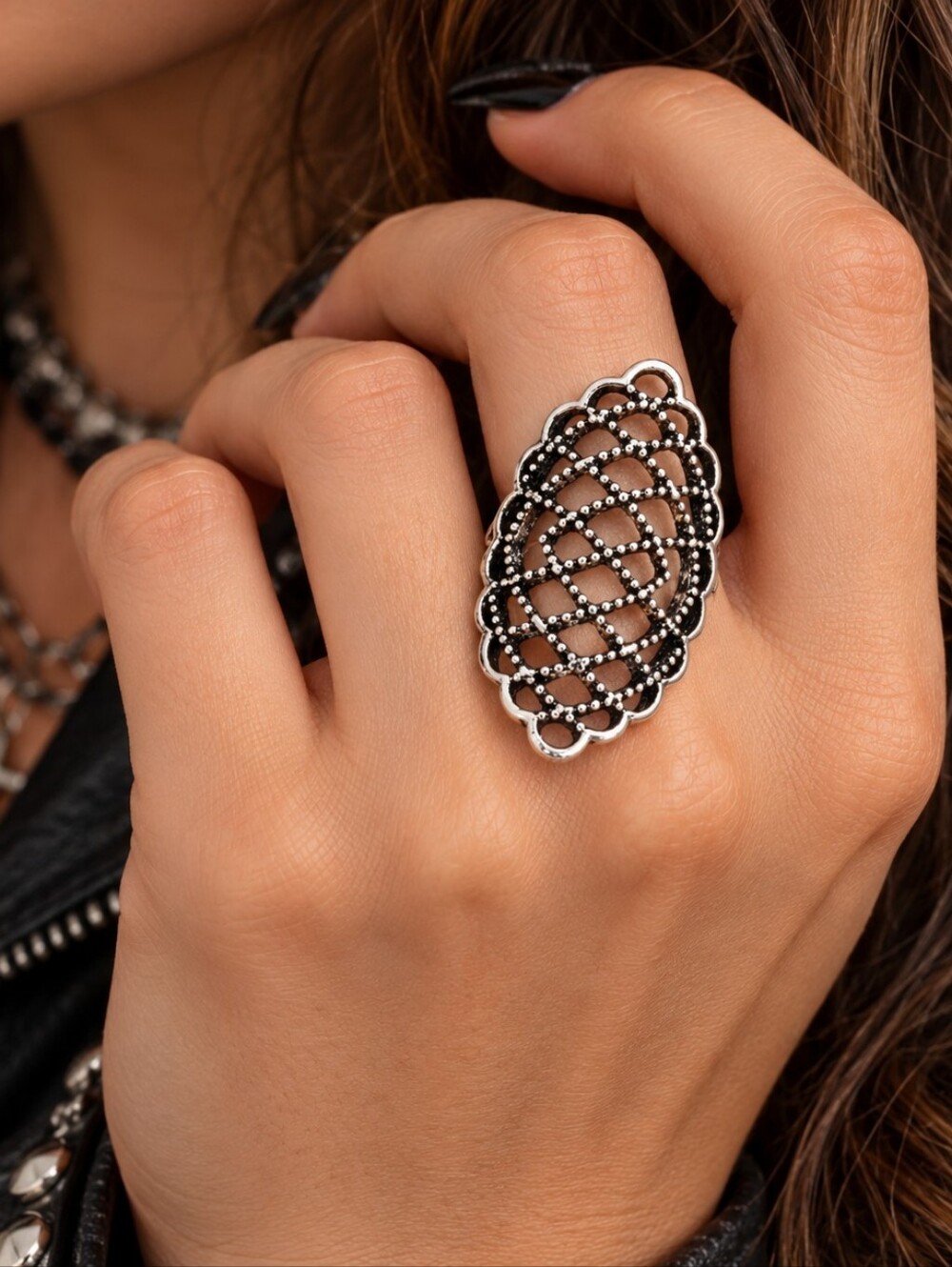 MODCLOTH ELIZABETHIAN CAGED RING SIZE 7.5
